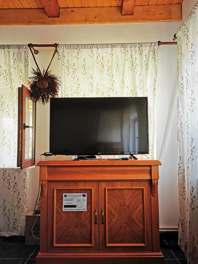 Jugul Taranului Agropensiune Polovragi, Gorj Villa Luaran gambar